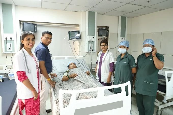 Doctors and staff at MAA Hospital